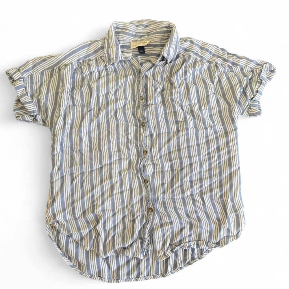 Universal Thread Blue Striped Button Up Shirt, XS - Short Sleeve Casual Top